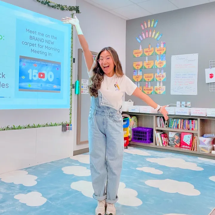 Ms. Hwang | Gr. 3/4 Teacher🍎