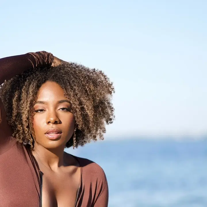 Nia
