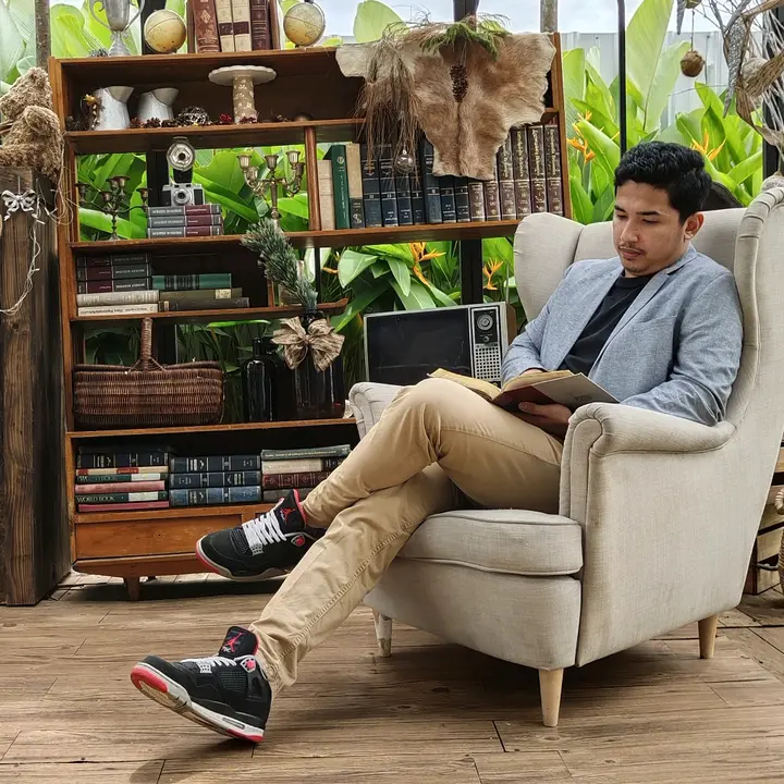 Mikha Andreas