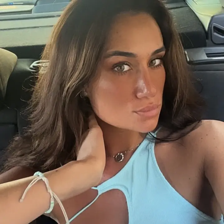 𝑩𝒓𝒆𝒏𝒅𝒂 𝑳𝒍𝒐𝒚𝒅 🌺