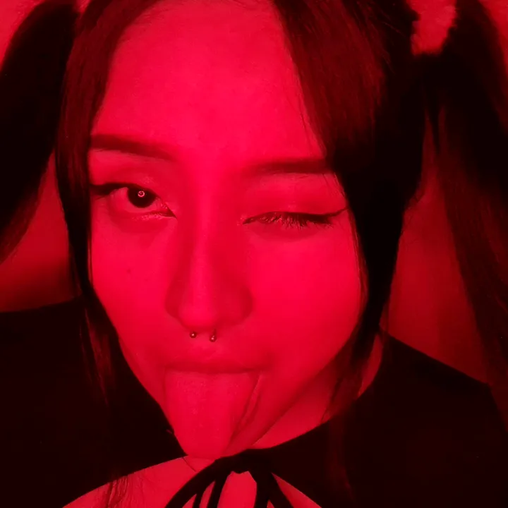 SAYURY ASMR