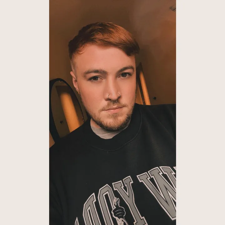 𝕮𝖔𝖓𝖓𝖔𝖗𝕯𝖆𝖛𝖎𝖉