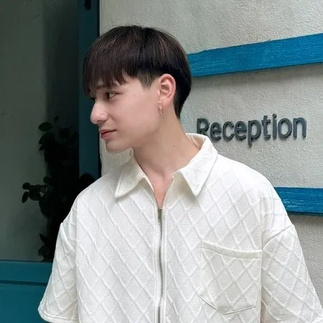 ปอนด์กระเบื้องแตก