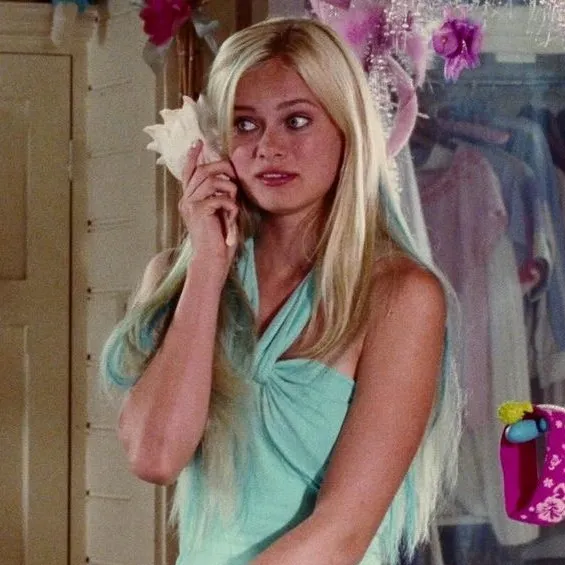 𐙚₊˚⊹ ♡Emily♡ ⋆˚✿˖ ⋆౨ৎ˚⟡