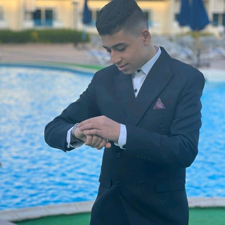 M̶ U̶ S̶ L̶ I̶ M̶😂مسلم الصغير