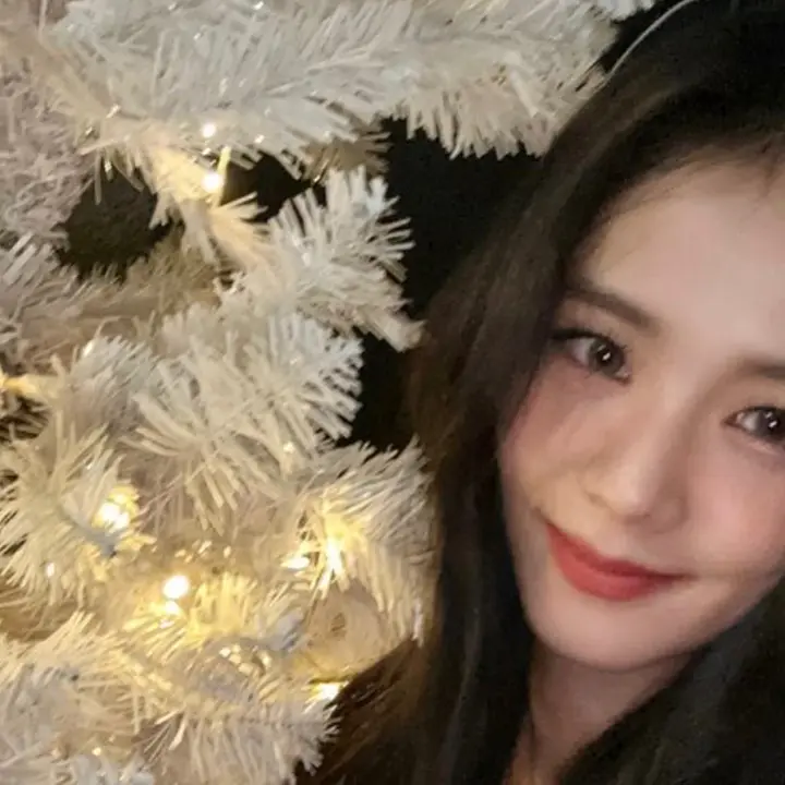 케이팝 스탠🖤💖💖🖤💖🖤🖤💖