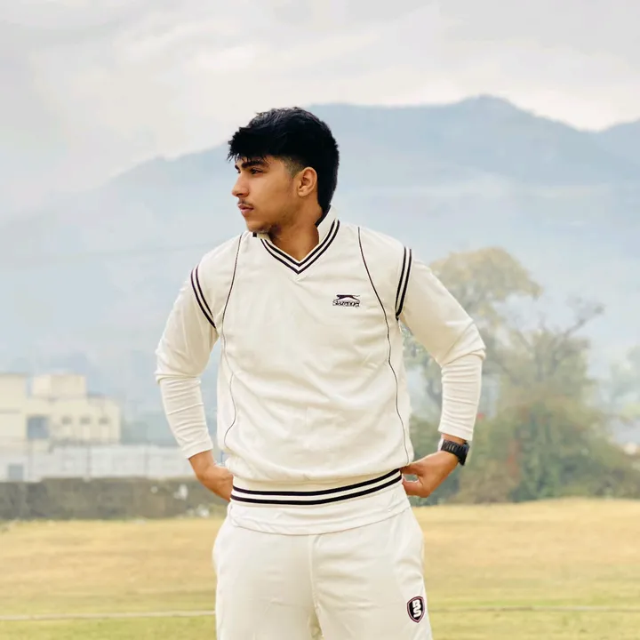ALI BANGASH🇵🇰