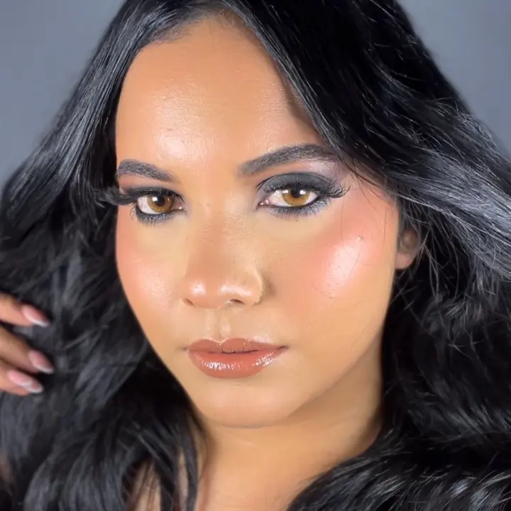 Brenda Echeto | Maquilladora