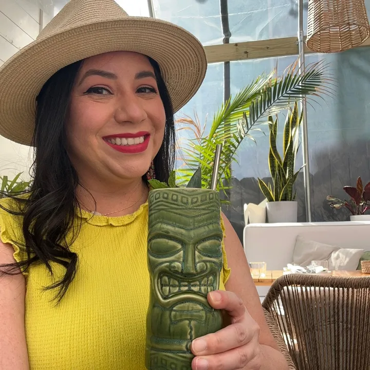 Alexis | San Antonio Blogger