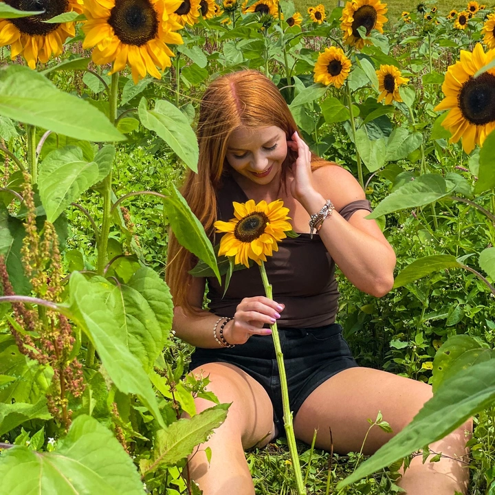 Courtney 🌻