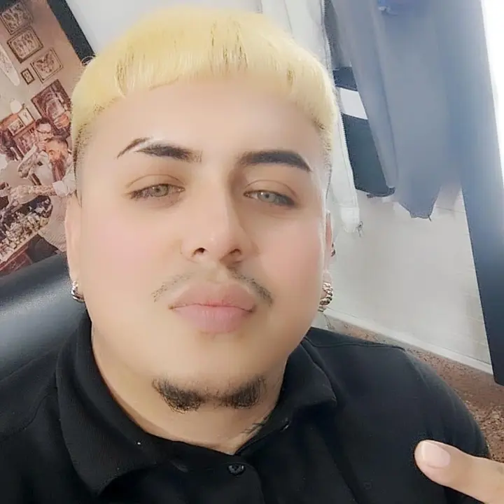 Domian Barber