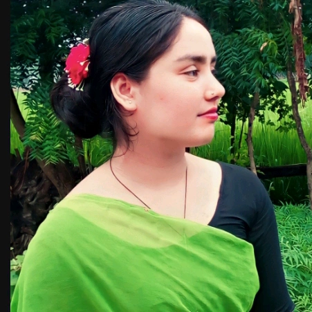 Saraswati  thakuri