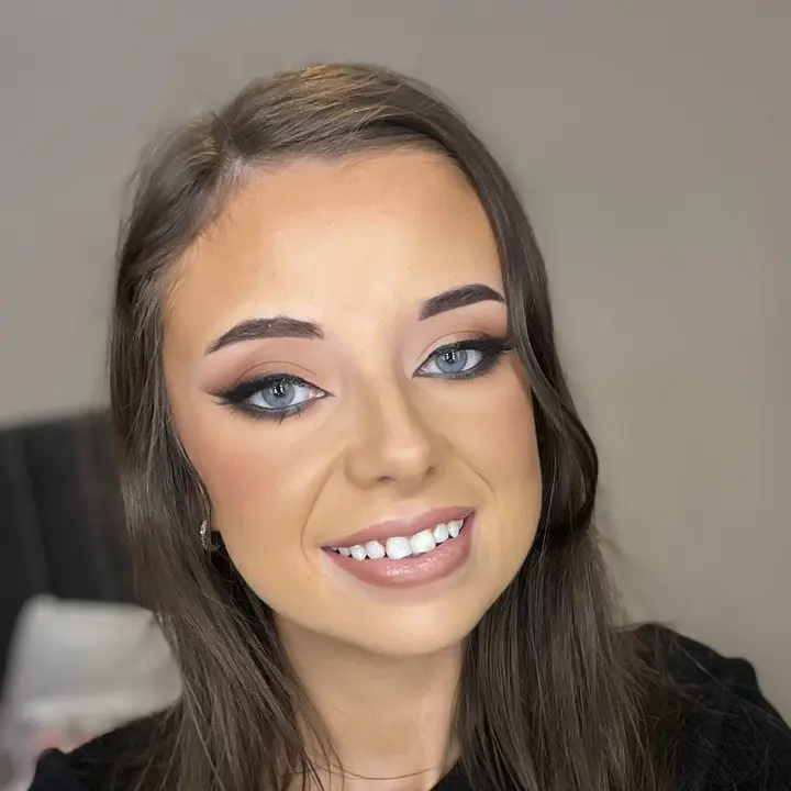 Jasmine Walsh Makeup 🎨