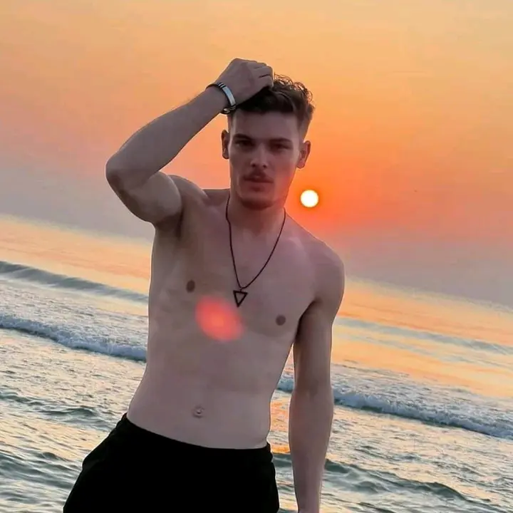 ★Roșu★🧡