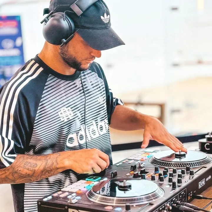 Dj Robz
