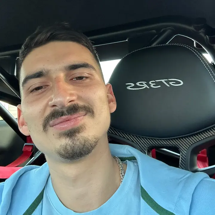 chris72