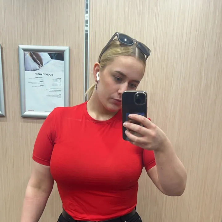 IG- @emmacathrinsh