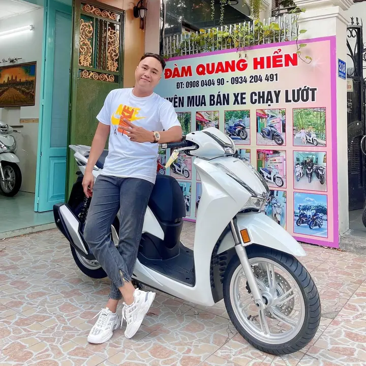 Đàm Quang Hiển
