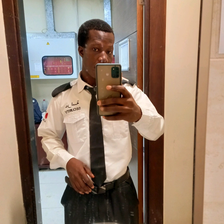 I CON GH 1 Benjamin🇬🇭🇦🇪 ✌