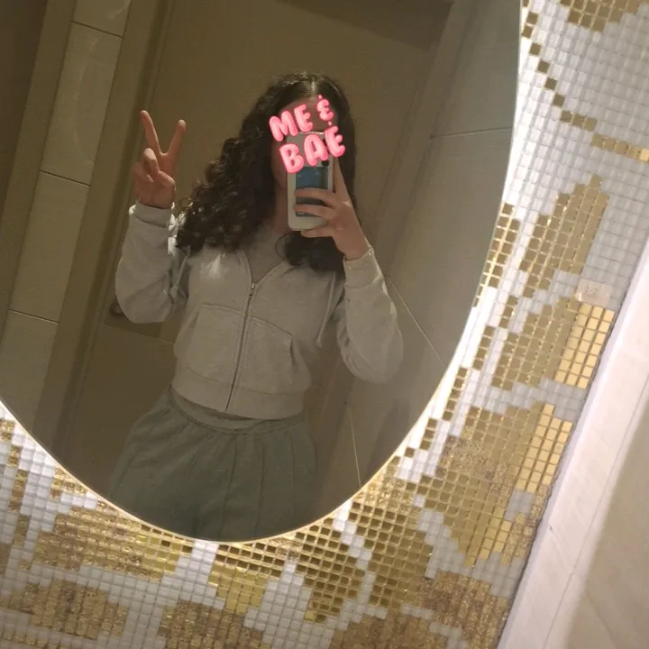 𝐕'𝐀