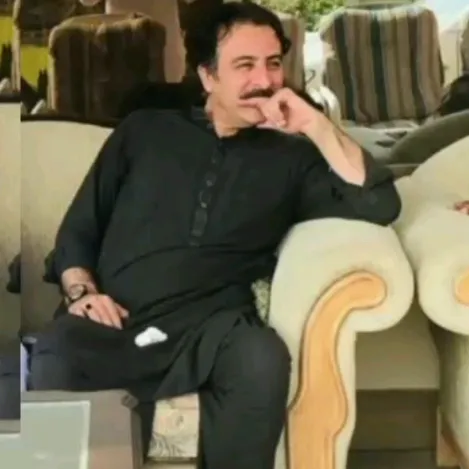 Amjad khan
