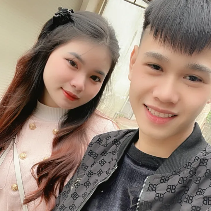 Đạt con