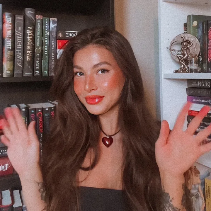 Sloan Autumn | BookTok 📖🗡️🥀