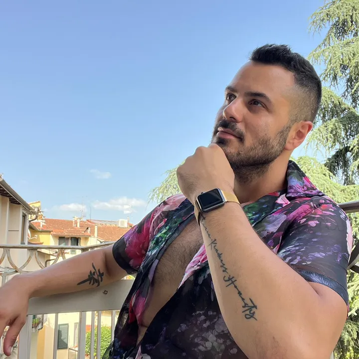 hello.emilio