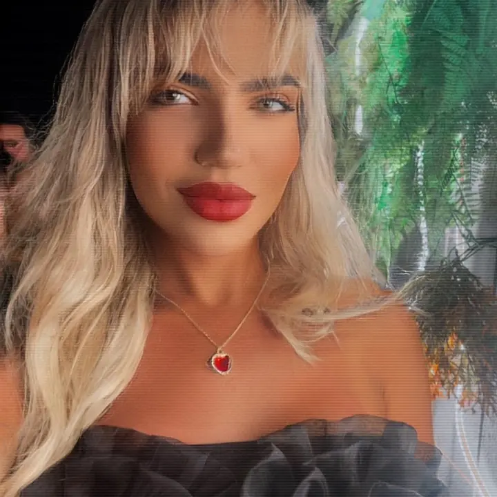 Debbie🧛‍♀️
