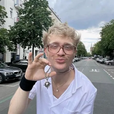 JOOST, DON'T EAT ONION👺✨️