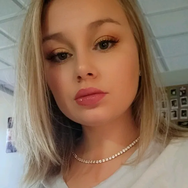 Sabrina Marie✨️