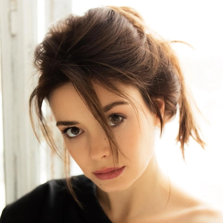 Александра Власова