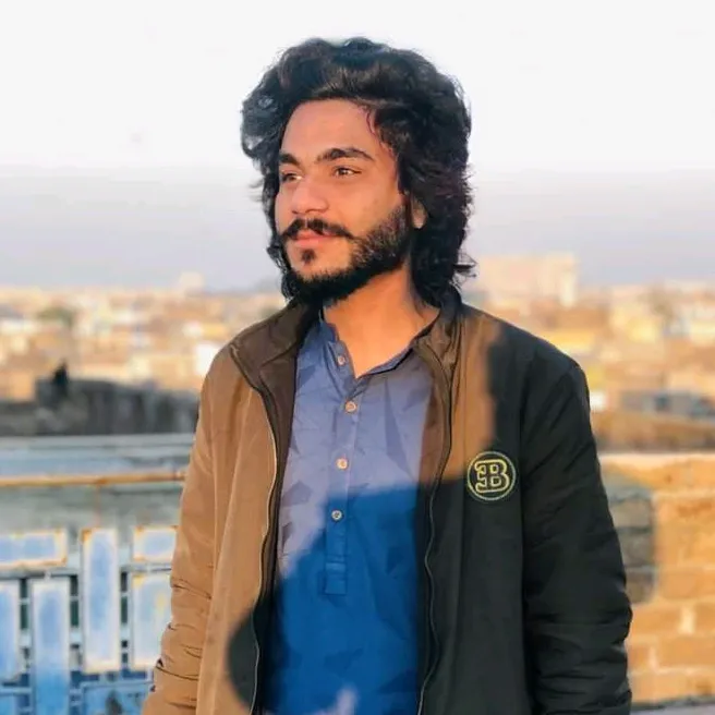 ملک حسن(فخر کلمہ چوک)