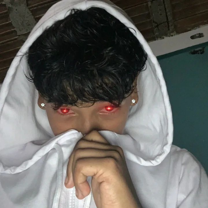 Alexander🦇.