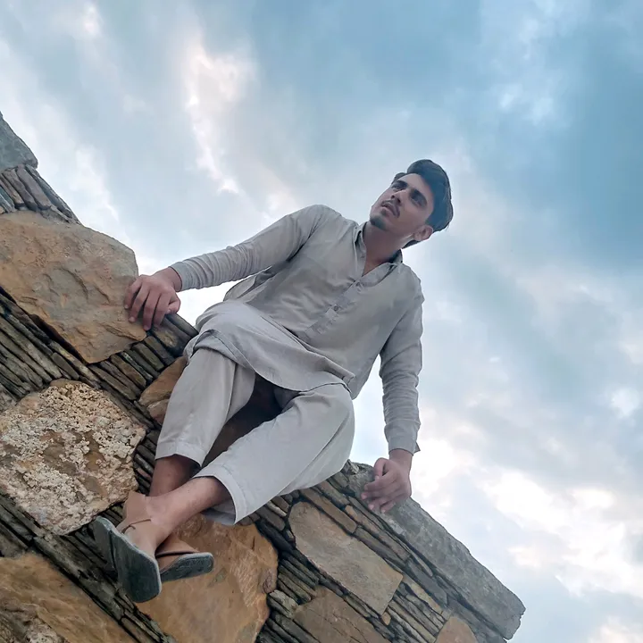 abbas khan