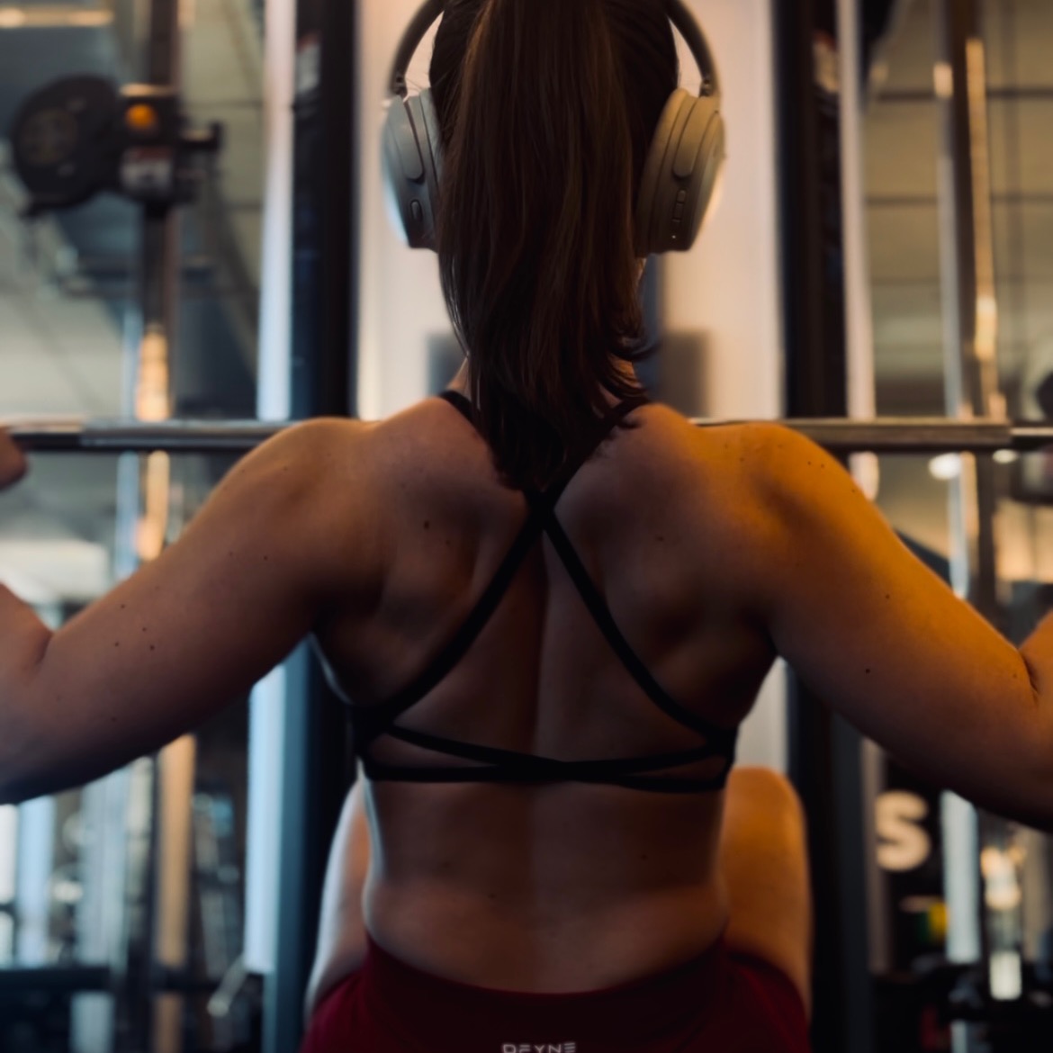 Debra🤍🎧🏋️‍♀️