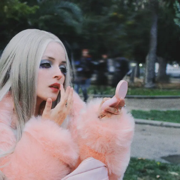Chanel Gal