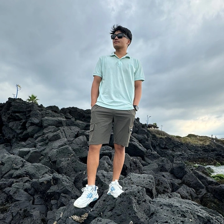 gurung미런🇰🇷🦁