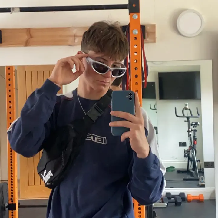 Zak carrick-smith ski