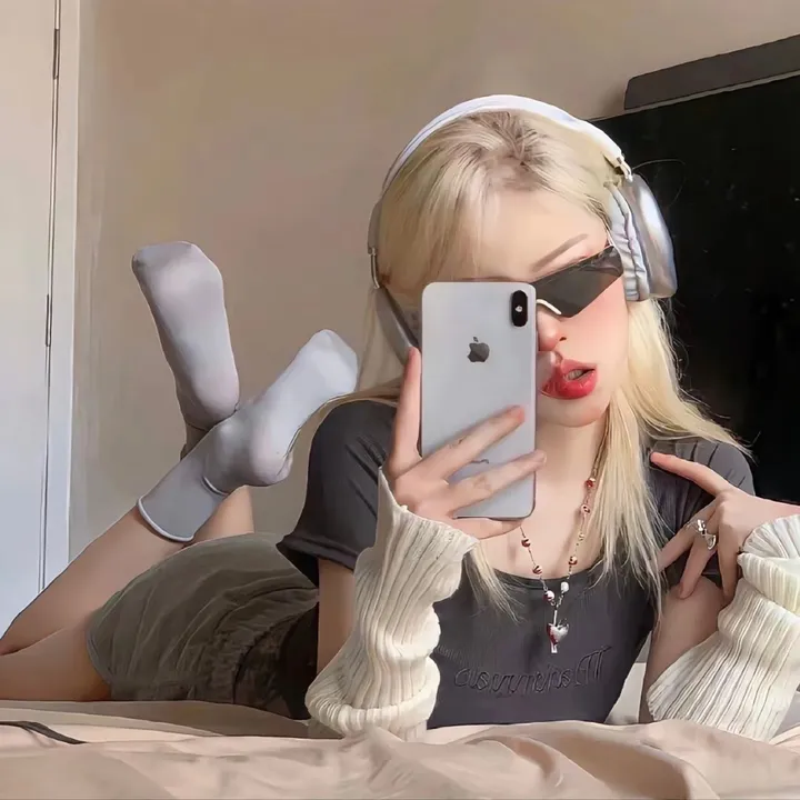 @_Jessica