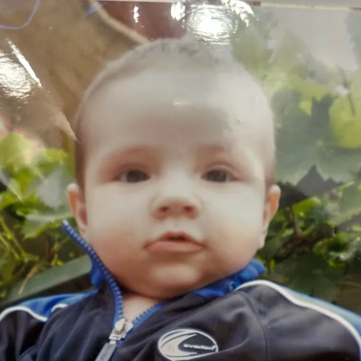 𝖒𝖚𝖘𝖙𝖆𝖋𝖆🇦🇱🦅