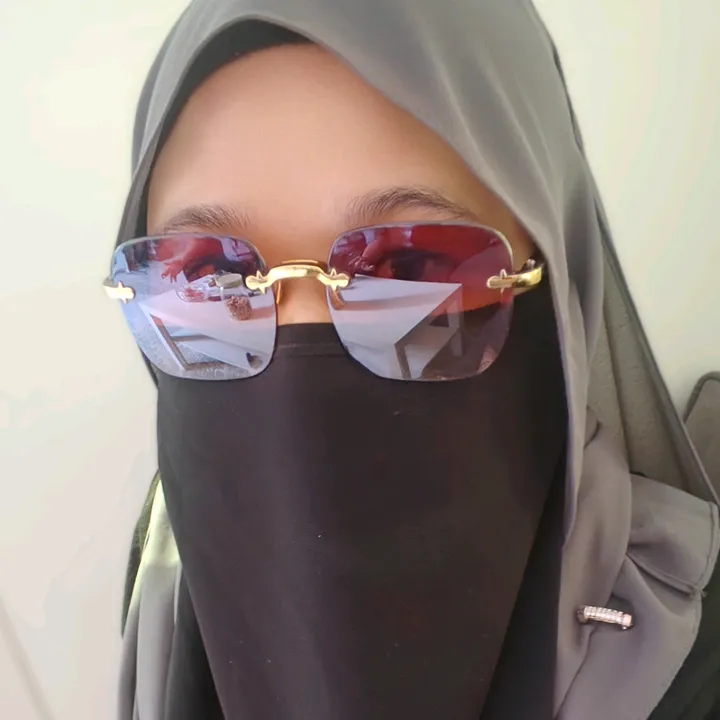 Aaiissyyyy  🇲🇾 🇦🇪
