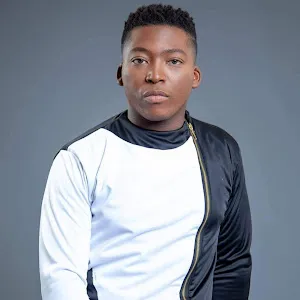 ngezwi_mhlanga