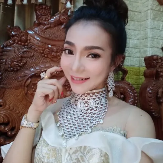 ទ្រី ដាណា Dana Try