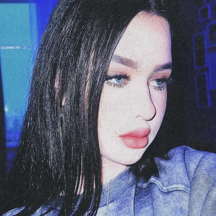 𝗮𝗹𝗲𝗻𝗸𝗮