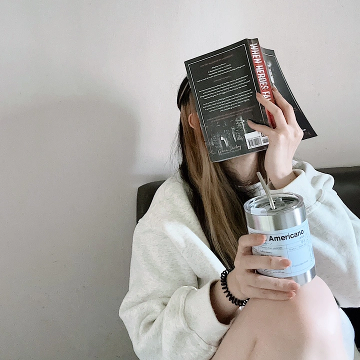freya 📚