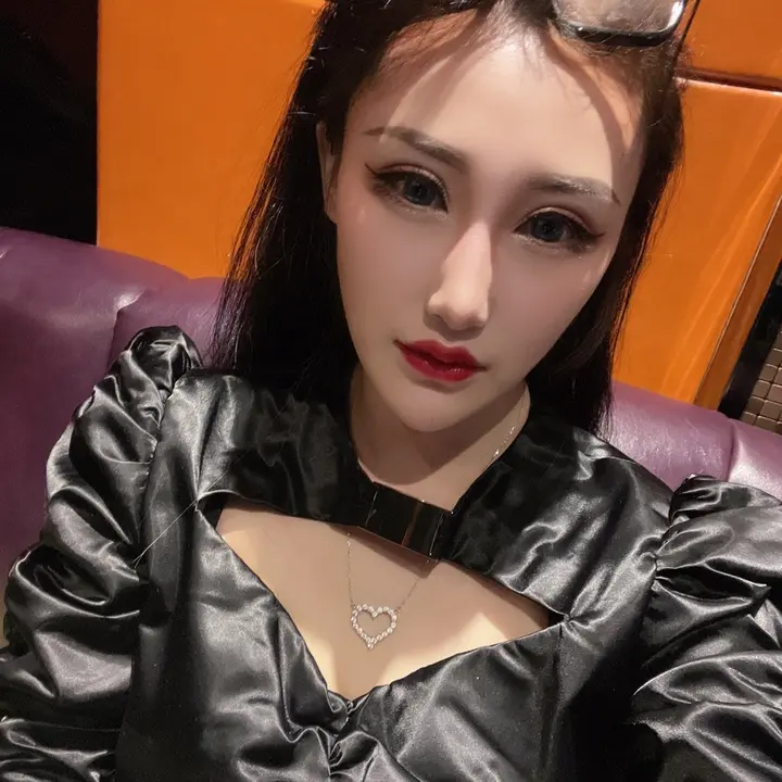 Amanda Ursulina Sỹ