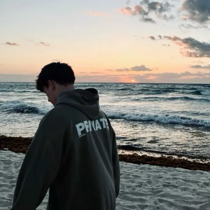 ⋆˚🥥 𝐂𝐑𝐈𝐒 ★🖤