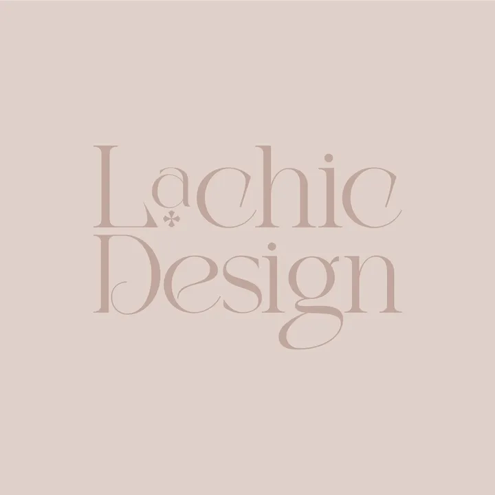 عبايات لاشيك💓 La chic so chic