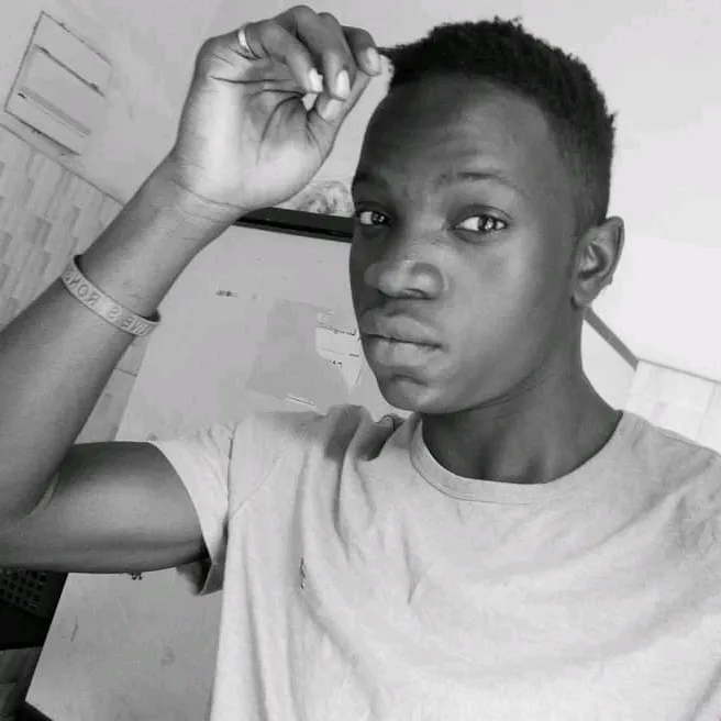 _Nasri_16 🇺🇬 🇸🇱